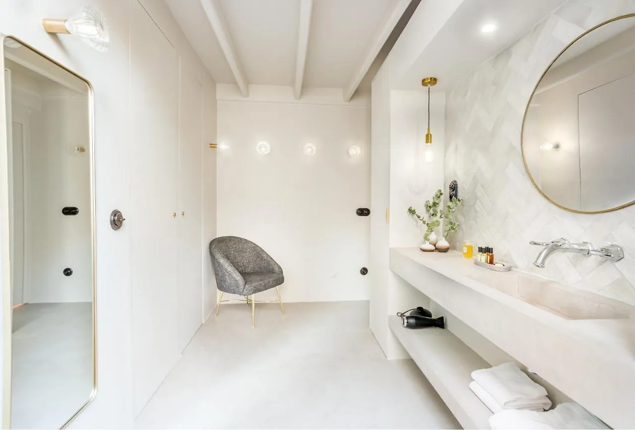 Habitat Parisien - Louvre Rivoli Appartement 0*, Parijs