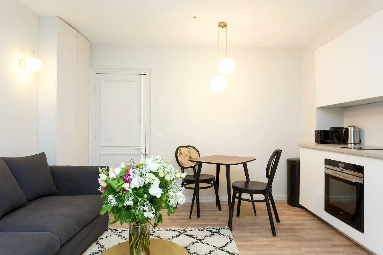 Habitat Parisien - Louvre Rivoli Apartment Paris